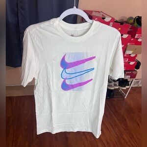Nike graphic tee